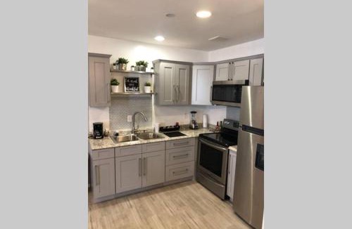 Centro Apartment | NEW 2 BEDROOM LUXURY APARTMENT -GREAT LOCATION -MODERN
