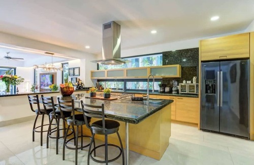 Nuevo Vallarta House | New El Tigre Deluxe 4BR Villa w/Private Pool, Jacuzzi, Billiards, Breath Taking