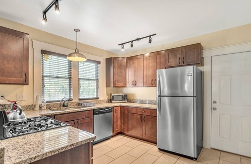 Mexicantown - Southwest Detroit Apartment | NEW LISTING! Downtown Detroit Adjacent - Southwest 2nd FL Apt by RedAwning