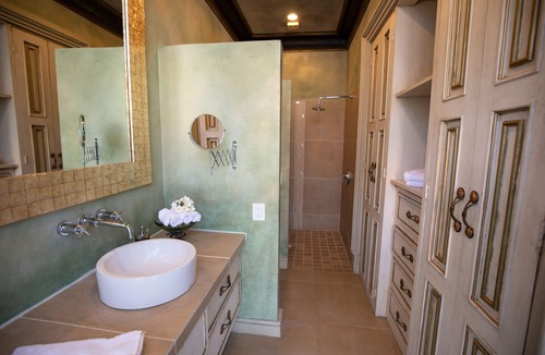 Ajijic Hotel | New Listing! Lake Front Suite! Suite 4