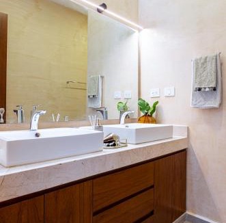 Ixil House | New Luxury Beachfront house!