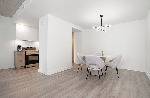 Quartier des Spectacles Apartment | New Luxury Unit in Heart of MTL 701 | Metro access
