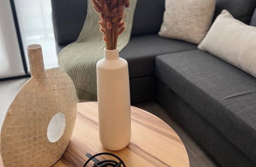 Bayview Village Condo | New modern 1BR suite condo near Bayview Village