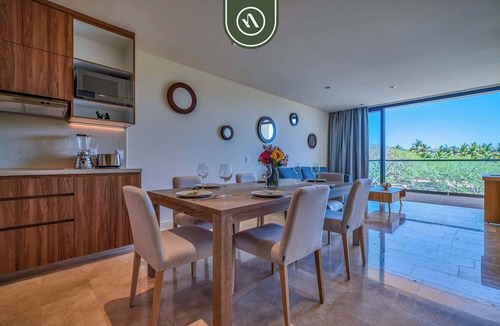 La Cruz de Huanacaxtle Apartment | New Oceanfront 2BR Condo - Beach Access