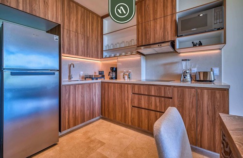 La Cruz de Huanacaxtle Apartment | New Oceanfront 2BR Condo - Beach Access