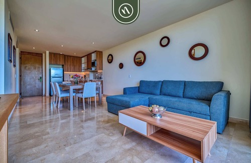 La Cruz de Huanacaxtle Apartment | New Oceanfront 2BR Condo - Beach Access