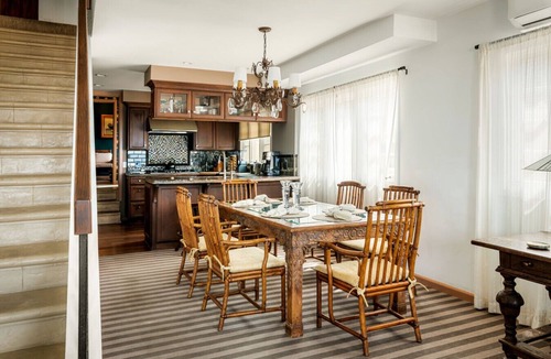 Sand Section Villa | New! The Triton – Manhattan Beachfront Escape