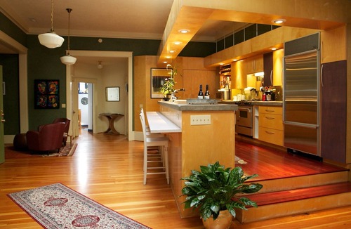 Central Area Apartment | New York Style Loft Located In A Historic Building In Downtown Salem, Oregon.