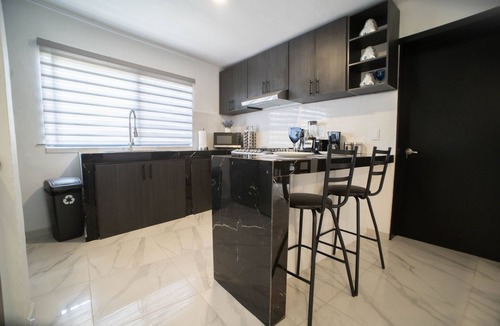 Guadalajara Municipality House | Newly-remodeled Home for multiple guests