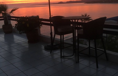 Buenavista Condo | Newly Renovated Condo w/ Spectacular beach views 183/night
