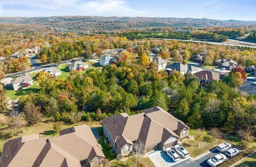 Branson West House | Newly Upgraded! Free Level 2 EV Charging!