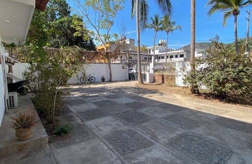 Los Ayala House | Nice 4-bedroom house for 18 with WiFi and AC in beautiful Los Ayala near beach
