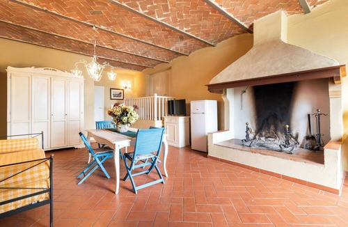 Stabbia Villa | Nice apartment in villa for 6 people with pool, WIFI, A/C, TV, pets allowed and panoramic view