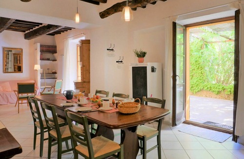 Montieri House | Nice apartment in villa for 7 guests with pool, patio and pets allowed