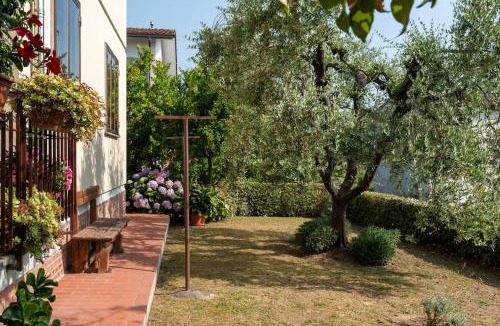 Massa e Cozzile Apartment | Nice apartment with ac and parking near the spa