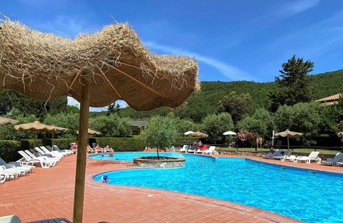 Riparbella Apartment | Nice apartment for 2 people with WIFI, pool, A/C, TV and patio