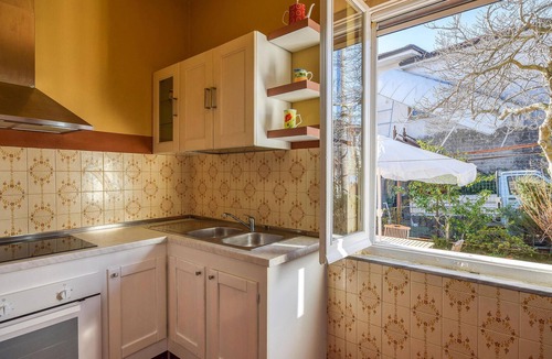 Santo Stefano di Magra House | Nice home in Santo Stefano Magra with WiFi