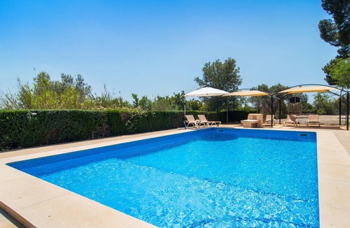Binissalem House | Nice home in Binissalem with private swimming pool, can be inside or outside