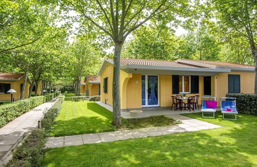 Le Rocchette House | Nice apartment in villa for 3 people with pool, A/C, WIFI, TV and patio