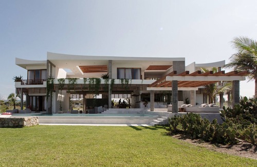 Barra de Colotepec Villa | Niku House - Luxury Beachside Villa in Puerto Escondido