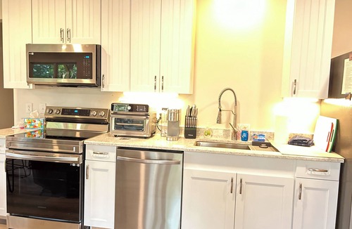 Nebo House | Non-smoking lake house with private beach, dock and kayaks