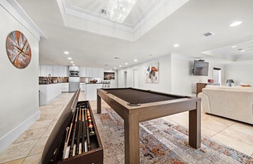 Houston House | Nr Galleria & Med Center Hot Tub Games Wifi