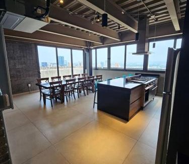 Guadalajara Apartment | Nuevo Depa con increible vista en Yu Country 1405