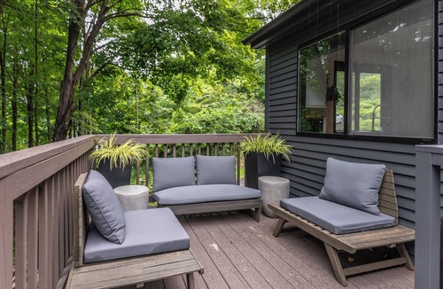 Marble Dale House | NYC-Area Escape Game Room Firepit Chef's Kitchen Near Boarding Schools