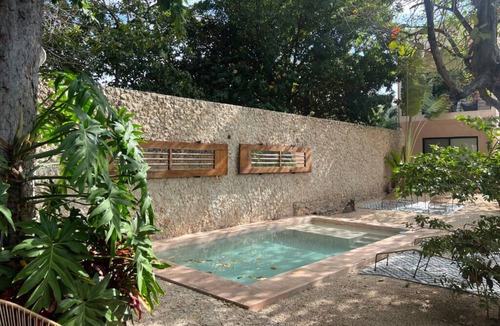 Centro Apartment | Oasis retreat 20 guests, 10 Private Suites, just a few blocks from Plaza Grande!