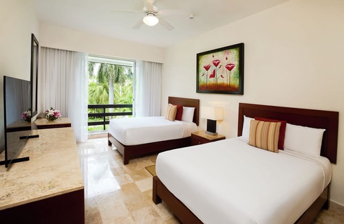 Playa Diamante Resort | Ocean Breeze Acapulco