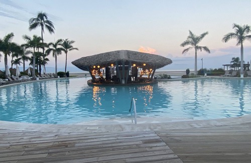 Bajio Resort | Ocean front resort on Mexican-open golf course with buy one get 1/2 price on2nd