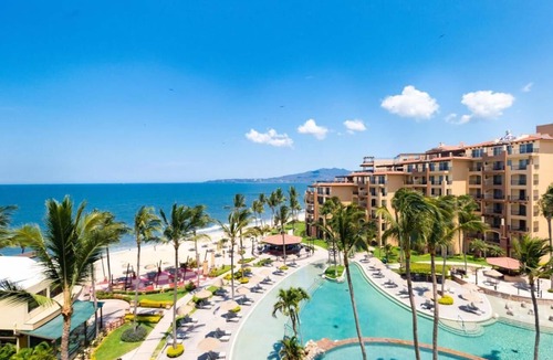 Flamingos Resort | Ocean Front Suite Christmas week at Villa Del Palmar Flamingos, 2 bedroom.