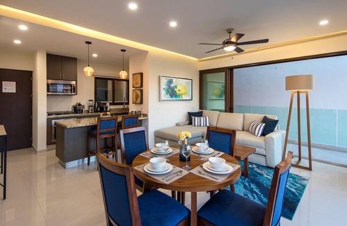 Emiliano Zapata Condo | Ocean view apartment Zona Romantica with amazing rooftop pool and terrace!