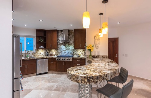 Alta Vista Apartment | Ocean View, Private Pool Access, 5 min to Beach