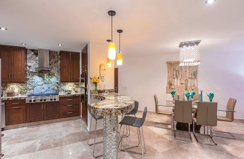 Alta Vista Apartment | Ocean View, Private Pool Access, 5 min to Beach