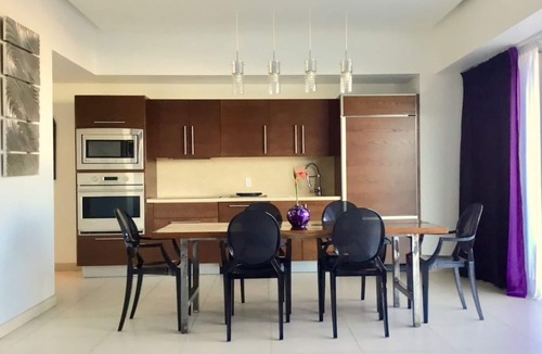 North Hotel Zone Apartment | Oceanfront Apartment Icon Vallarta