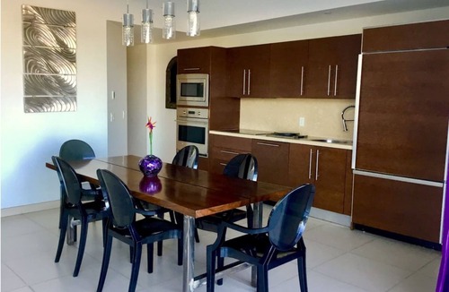 North Hotel Zone Apartment | Oceanfront Apartment Icon Vallarta