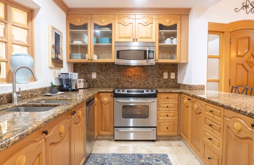 Flamingos Resort | Oceanfront, BradAndJoeyRentals -Fully Remodeled, stocked, steps to beach.