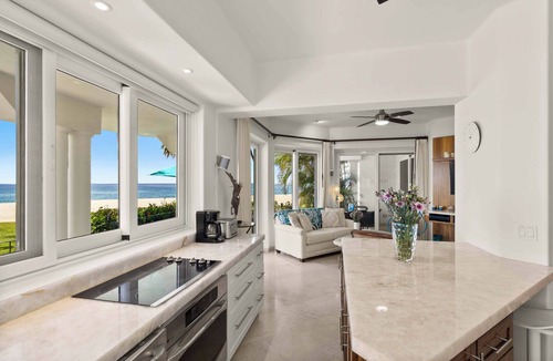 San Jose del Cabo Condo | OCEANFRONT @ COSTA AZUL! 2BR, On the Beach Now booking Holidays/Winter/Spring26!