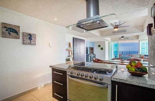 South Hotel Zone Condo | OCEANFRONT CONDO IN TROPICAL PARADISE AWAITS YOU AT THE GRAND VENETIAN!