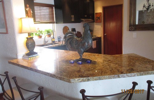 South Shore Hotel Area Condo | Oceanfront Luxury Condo - Exclusive South Shore