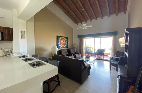 Marina Vallarta Condo | Oceanfront Penthouse Condo in 5 Star Resort with Oceanview