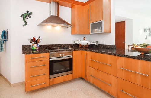 Zona Hotelera Norte Condo | Oceanfront View in Chic Condo Nah Ha 201