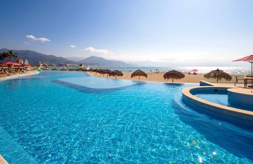 South Hotel Zone Condo | “OgoVallarta” 2 Bedroom Beachfront with Double Balcony, Office, BBQ