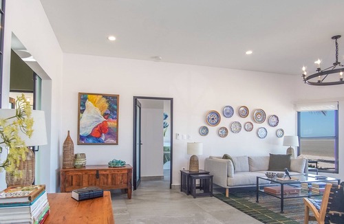 La Choya House | One-of-a-Kind La Oficina Oceanfront/Laguna Shores