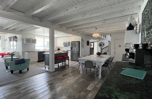 Smithfield House | One of the kind lake house with amazing sunsets!