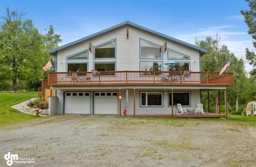 Palmer Bed & Breakfast | Our Alasakn Dream Bed and Breakfast