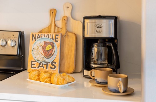 Five Points Apartment | Outrider 110 by AvantStay | Private Rooftop Patio, Close to Broadway