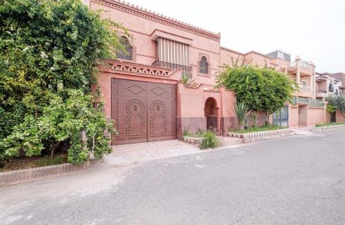 Daoudiate Villa | Palais Marrakech pool and rooftop