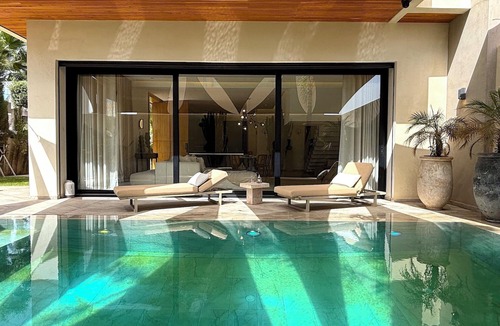 Tassoultante Villa | Palais Oyena